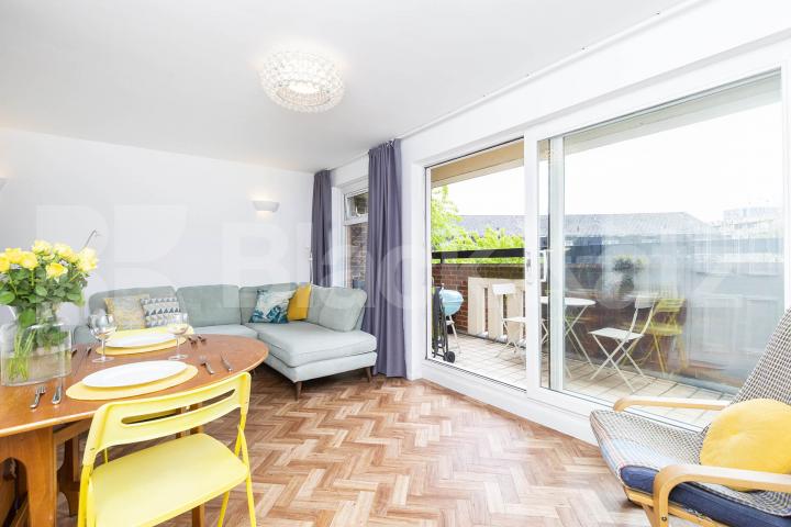 Split level Maisonette in a hard to beat location in between Angel & Kings Cross Wynford Road, Angel / Kings Cross